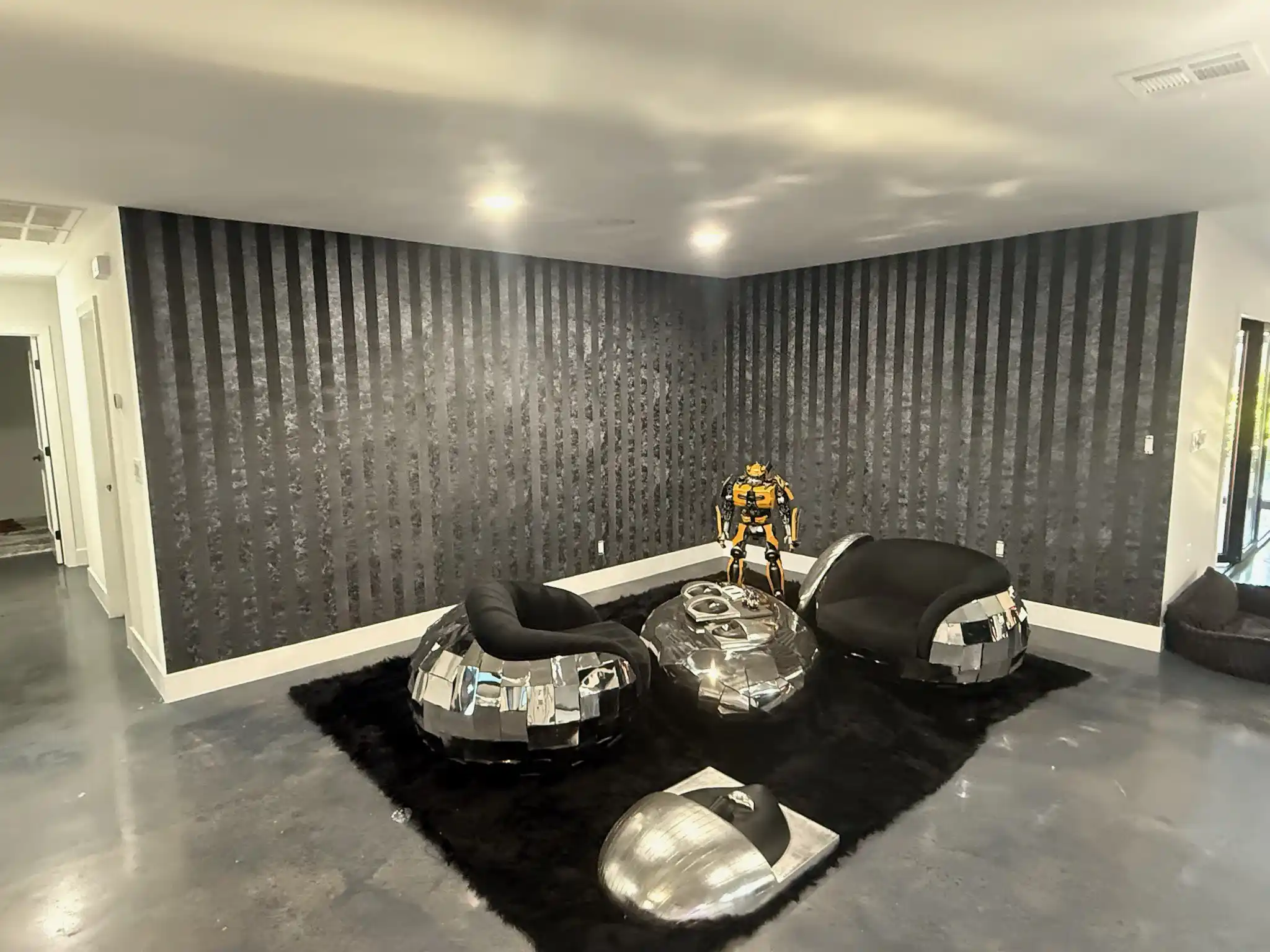Residential wallpaper installation Alameda CA